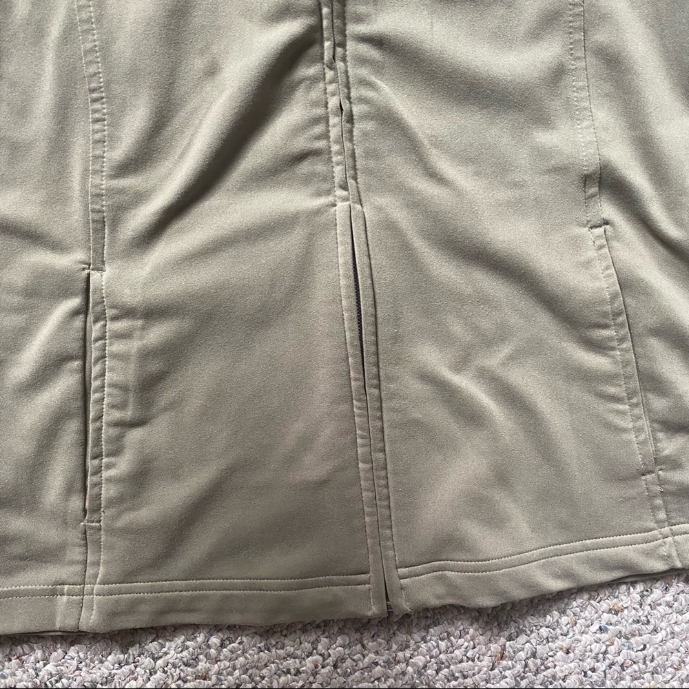 Adidas jacket - Picture 2 of 5